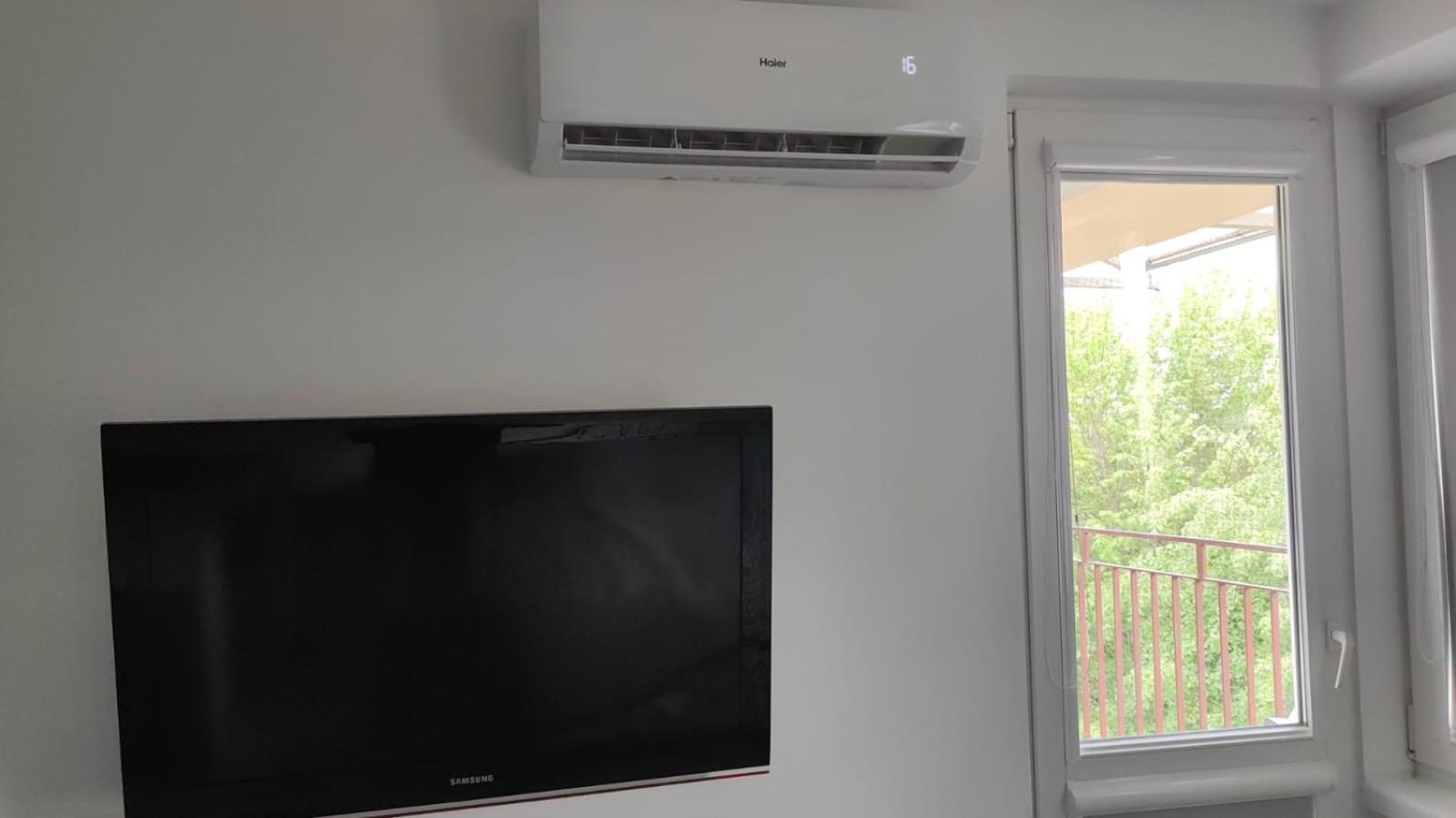 Przy Moscie Lägenhet Rzeszów Exteriör bild